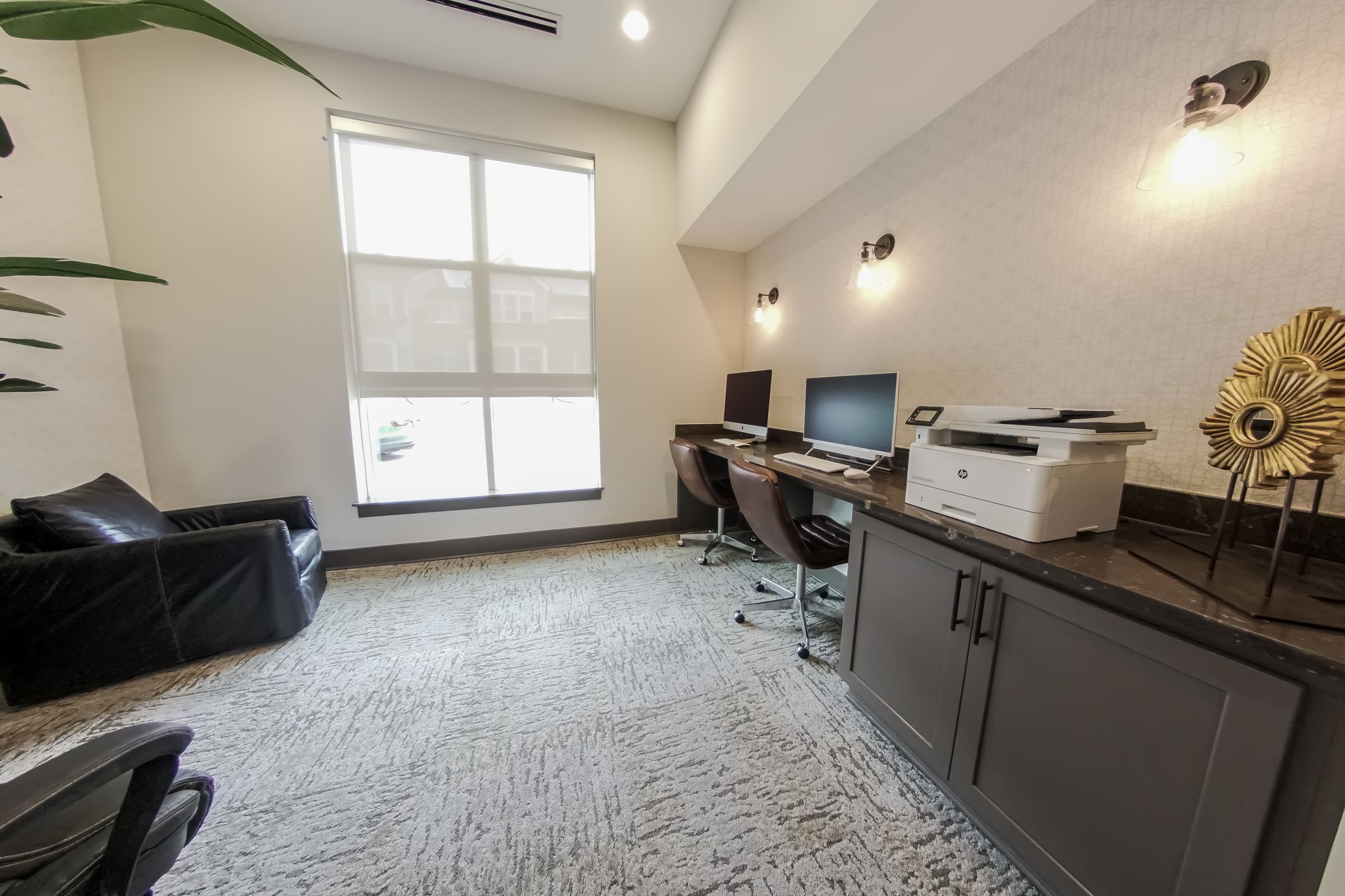 Townhomes at Bridlestone community business center with computers and printers